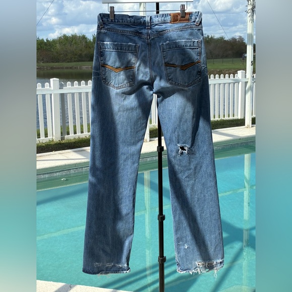 Low Rise Distressed Jeans - Picture 5 of 10